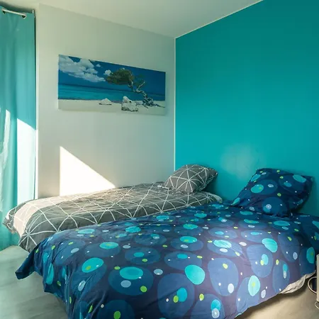 Joli 3km De La Apartment